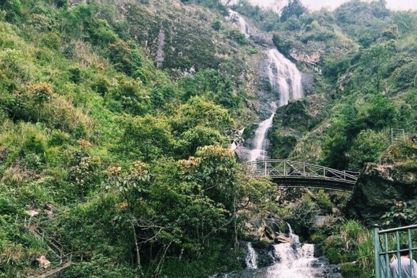 Silver Waterfall, Haven Gate and Glass Bridge by Private Car