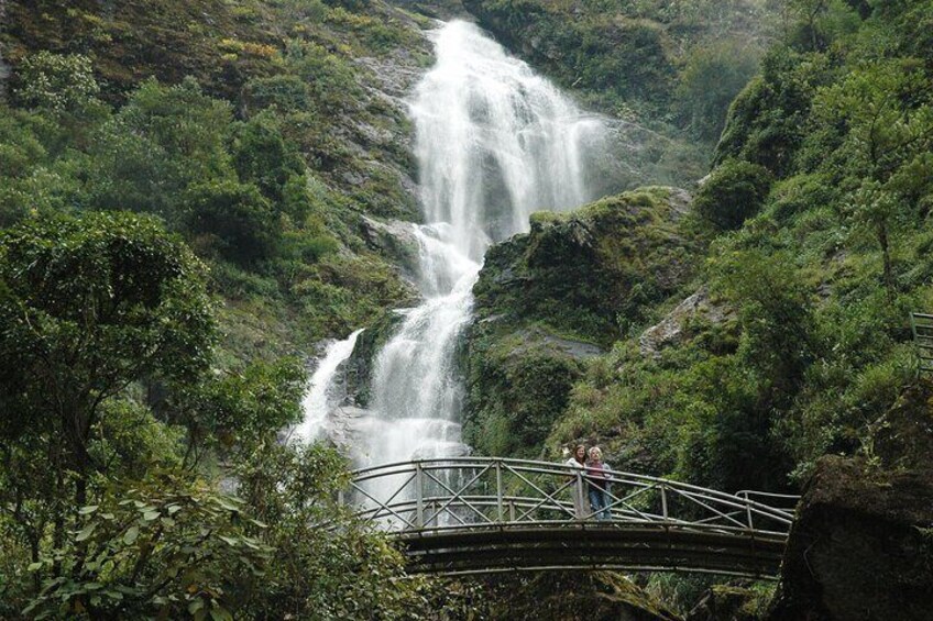 Silver Waterfall, Haven Gate and Glass Bridge by Private Car