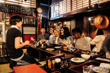 Tokyo Traditional Food Tour in a Small Group