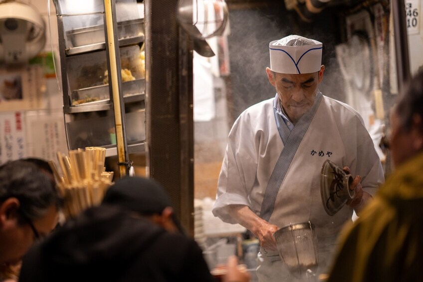 Small Group Food Tour: Discover Tokyo’s Traditional Flavors