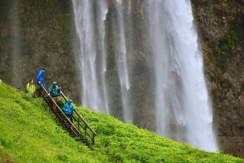 Private South Coast Tour: A Journey to Iceland’s Stunning Shore