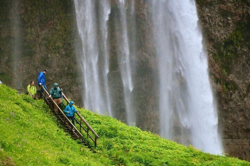 Private South Coast Tour: A Journey to Iceland’s Stunning Shore