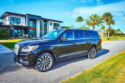 Luxury Car Transfer JAX Airport to Margaritaville Beach Hotel