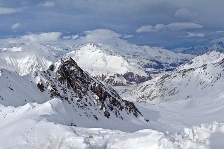 Full Day Tour in Caucasus Mountains, Kazbeg and Ananuri