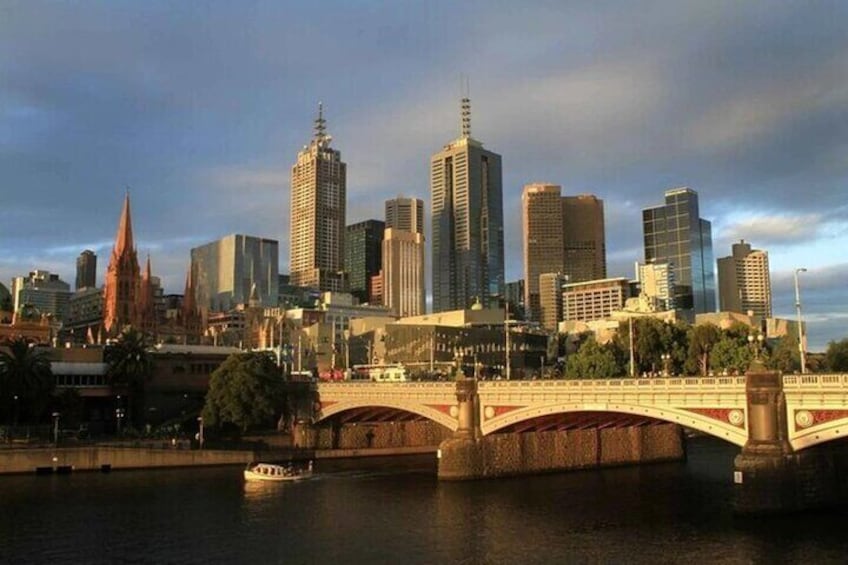 Melbourne 4hr Private Walking Tour with Licensed Guide