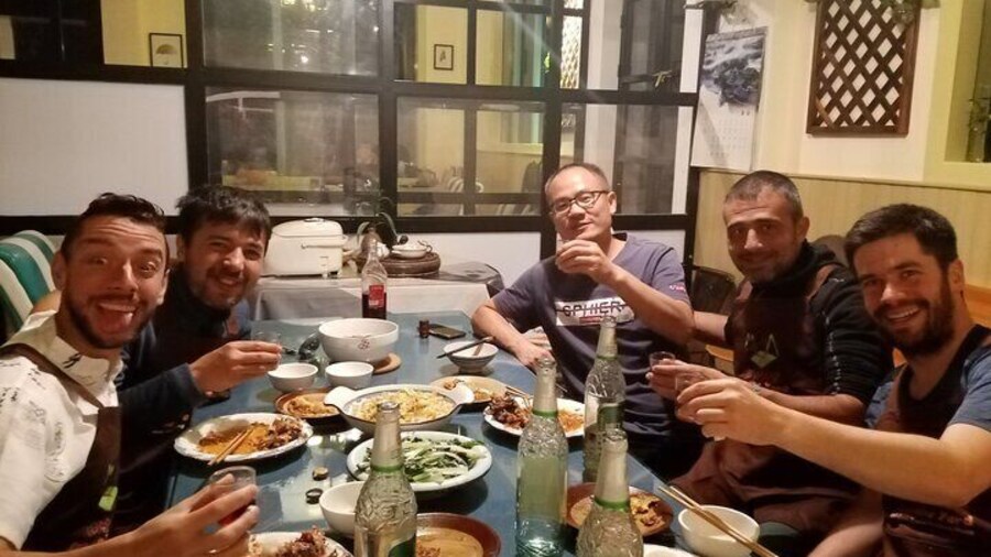 Yangshuo Cooking Class with Market Trip