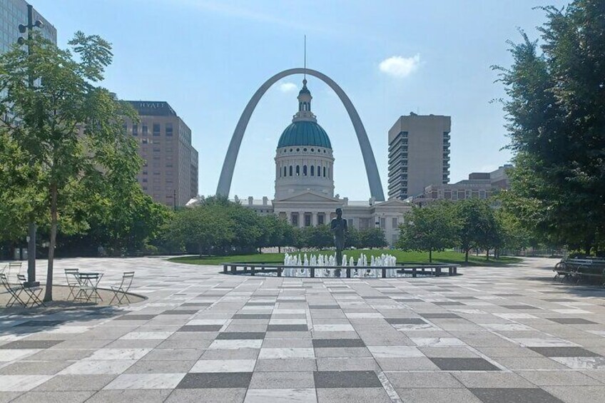 Downtown St. Louis Smartphone Guided Audio Walking Tour App
