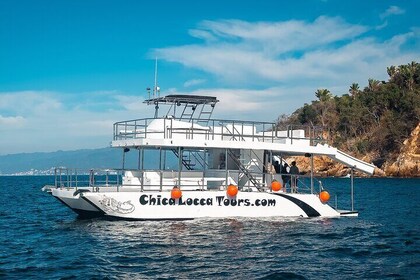 Private Yacht Charter Chica Fun 6 waterslides in Puerto Vallarta