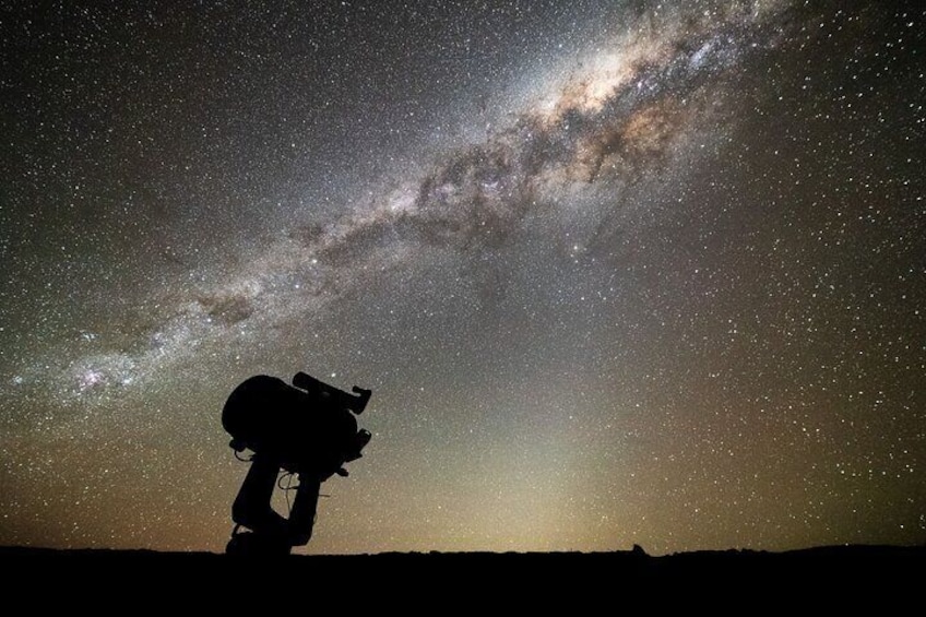 Stargazing under Milky Way stars