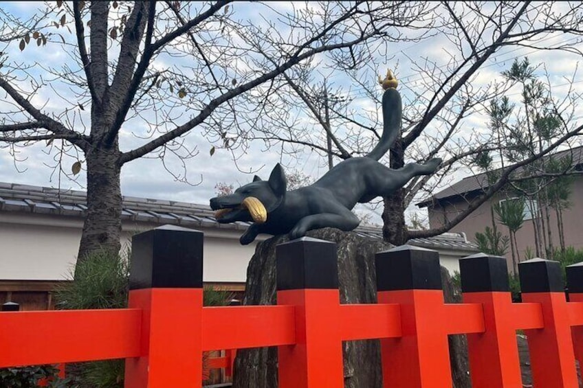 Fushimi Inari and Nara Private and Guided Tour in Spanish