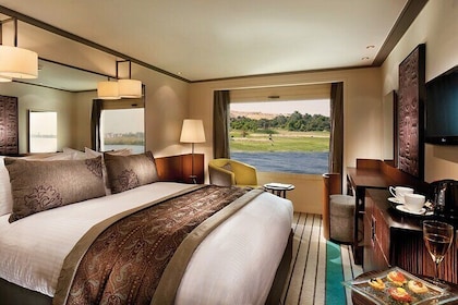 4-Day Nile Cruise Aswan and Luxor Hot Air Balloon with Abu Simbel
