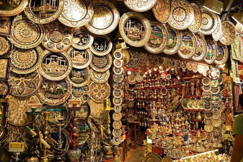 Private Guided Shopping Tour in Luxor 