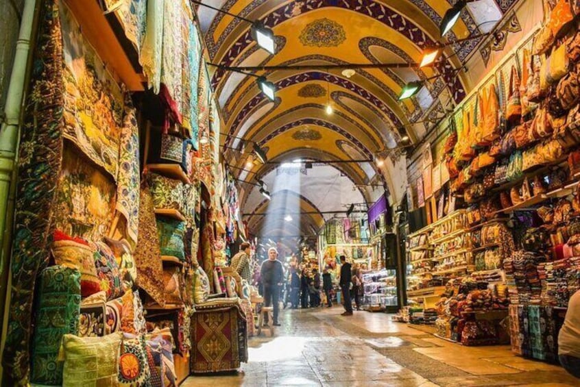 Private Guided Shopping Tour in Luxor 