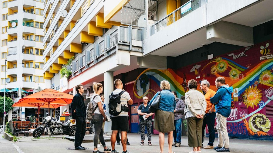 Berlin: Kreuzberg Guided Walking Evening Tour