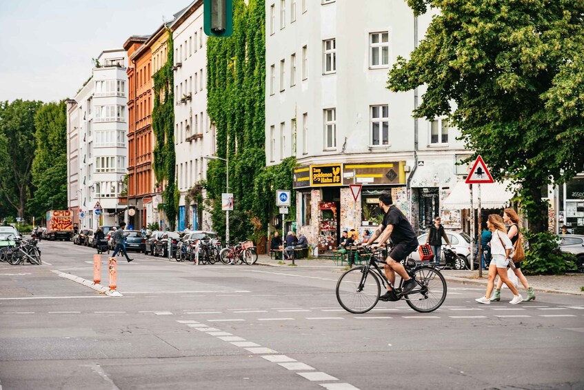 Picture 2 for Activity Berlin: Kreuzberg Guided Walking Evening Tour