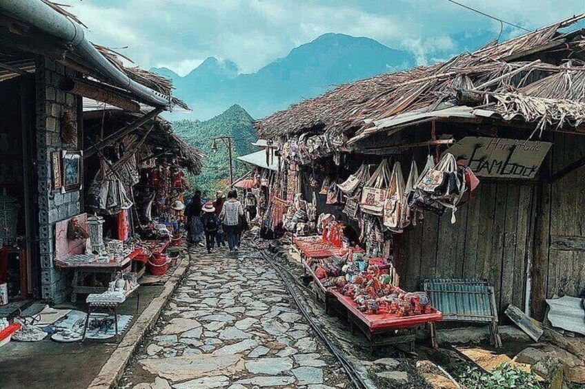 Private Half-Day Tour of Villages, Terrace Rice Fields by Car