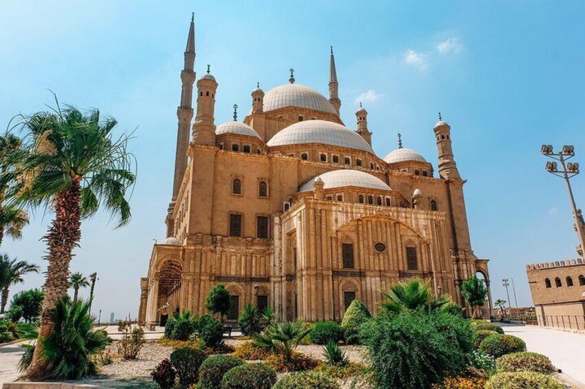 Uncover Hidden Gems Private Tour of ElMoez Street and ElGohraya