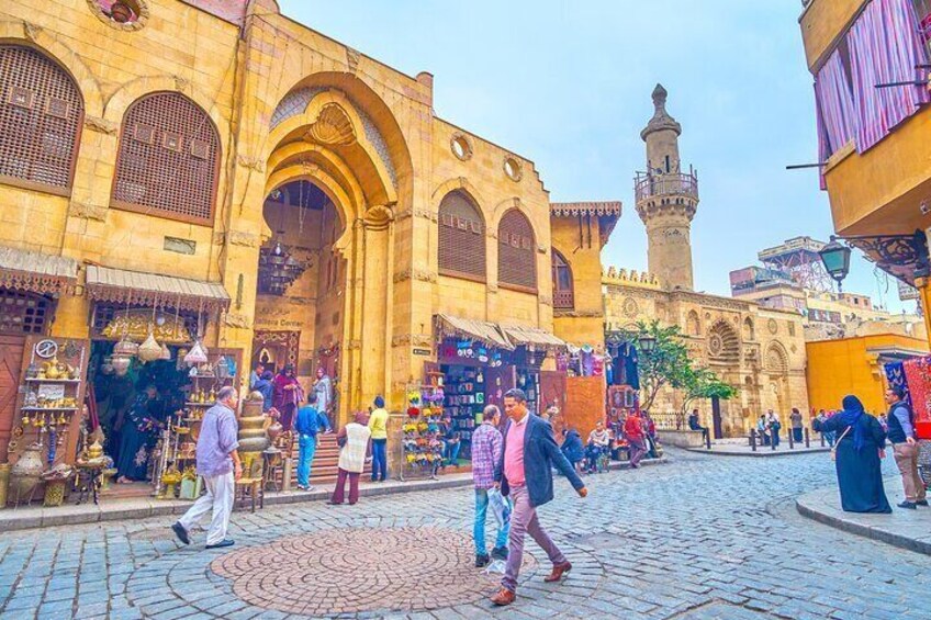 Uncover Hidden Gems Private Tour of ElMoez Street and ElGohraya