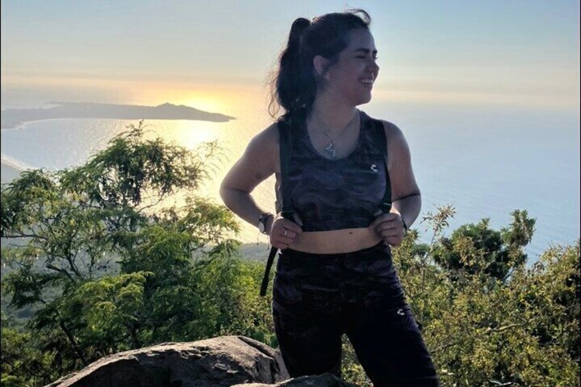 Monkey Mountain Hiking Tour (Include food and fresh coconut)