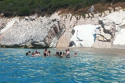 Sarandë: Explore Bays with Swim Stops, Snorkel at WWII Shipwreck