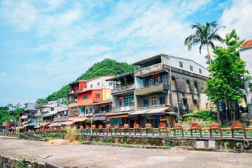 Yehliu Golden Waterfall Jiufen Shifen Day Tour