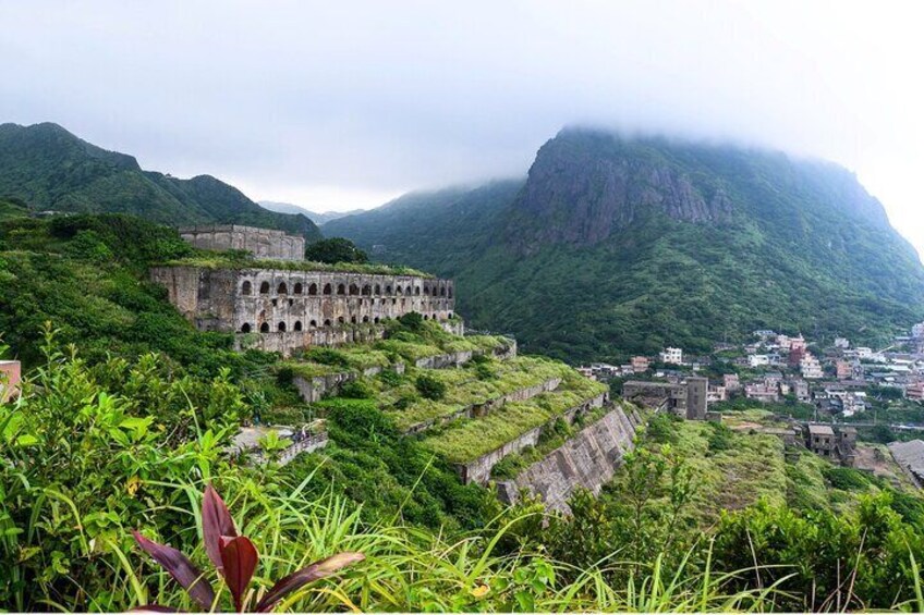 Yehliu Golden Waterfall Jiufen Shifen Day Tour 