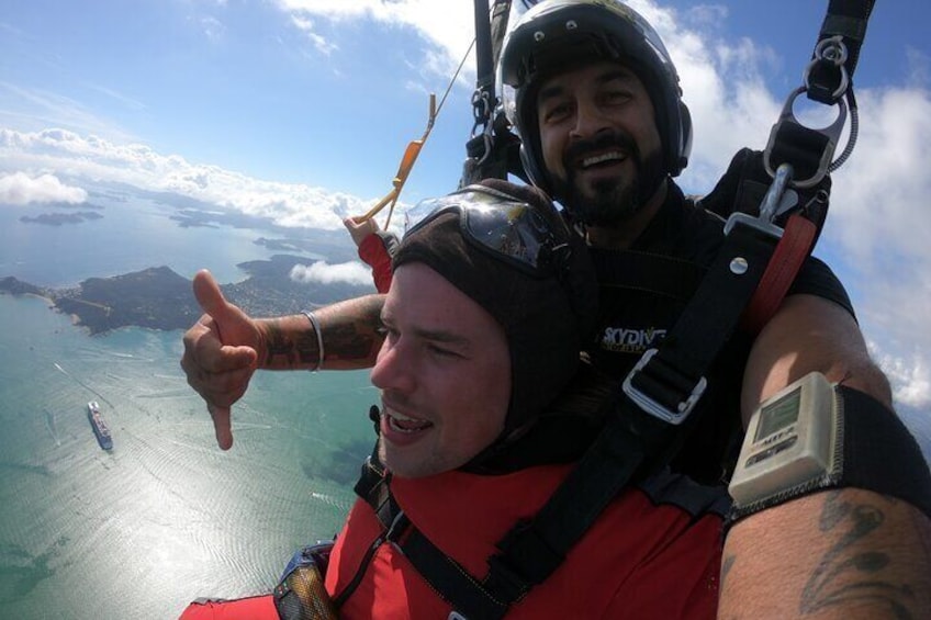 Bay of Islands: 12,000ft Skydive