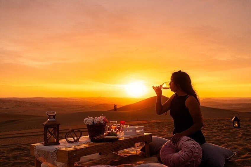 Picnic and Sunset in Huacachina desert