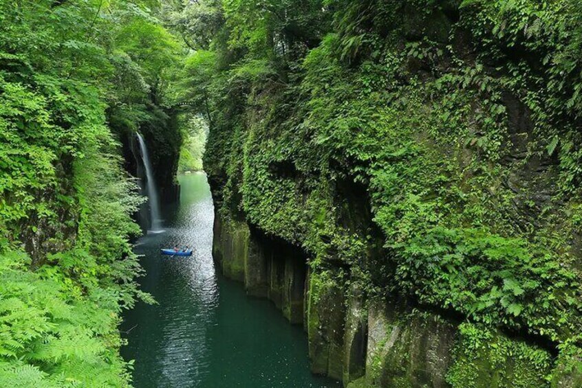 Kyushu Kamishiromi Shrine, Amano Iwato , Takachiho Gorge Day Tour