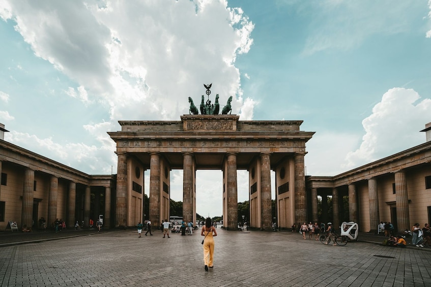 Discover Berlin: Sightseeing Tour with DDR Museum Ticket