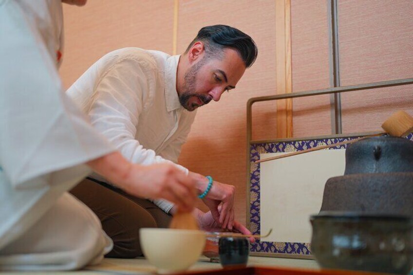 Authentic Tea Ceremony Experience with Finest Matcha & Sweets