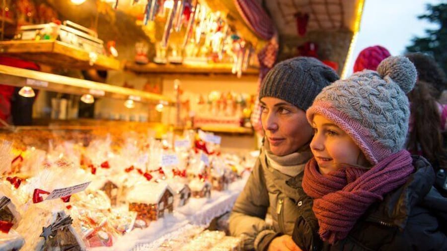 Leisure activity Christmas magic with family