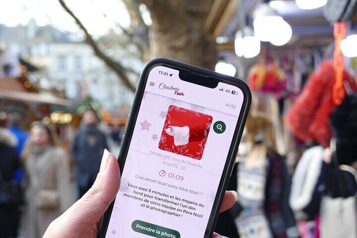 Unusual track game on Christmas markets in Tours