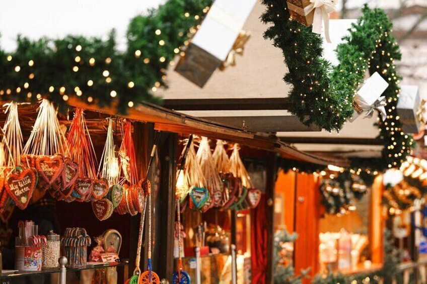 Christmas market Rennes track game