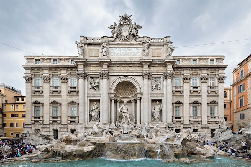 Trevi Fountain Undergound Domus Guided Tour
