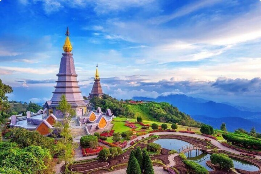 Visit Doi Inthanon Nationain Park which is the most beautiful national park in Chiang Mai 