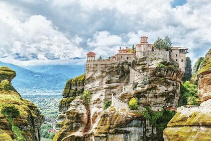 Delphi and Meteora Tour