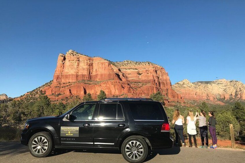 Private Sedona Tour in a Luxury SUV and Local Guide