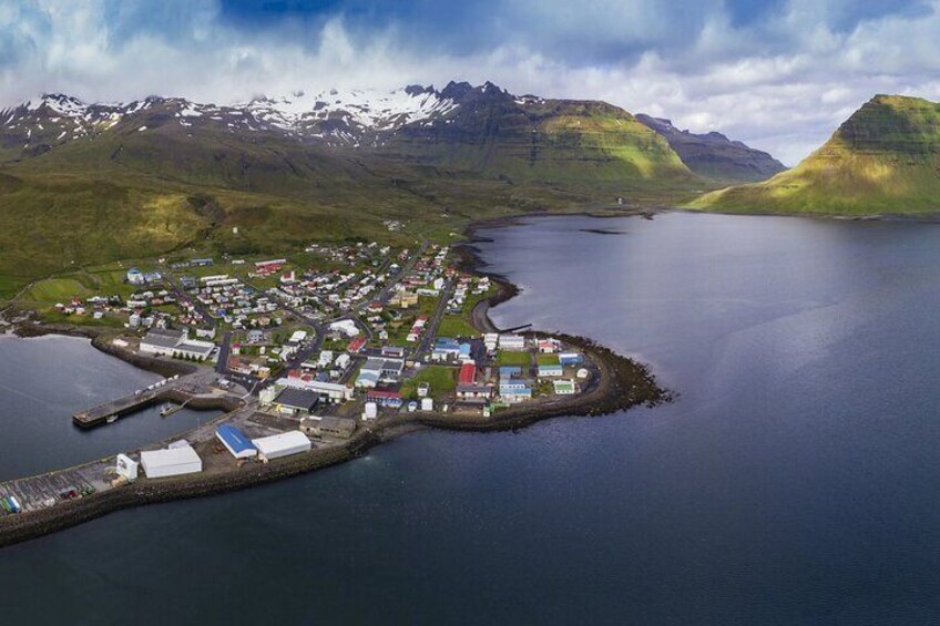 Small Group Snaefellsnes Tour with Lunch Included from Reykjavik