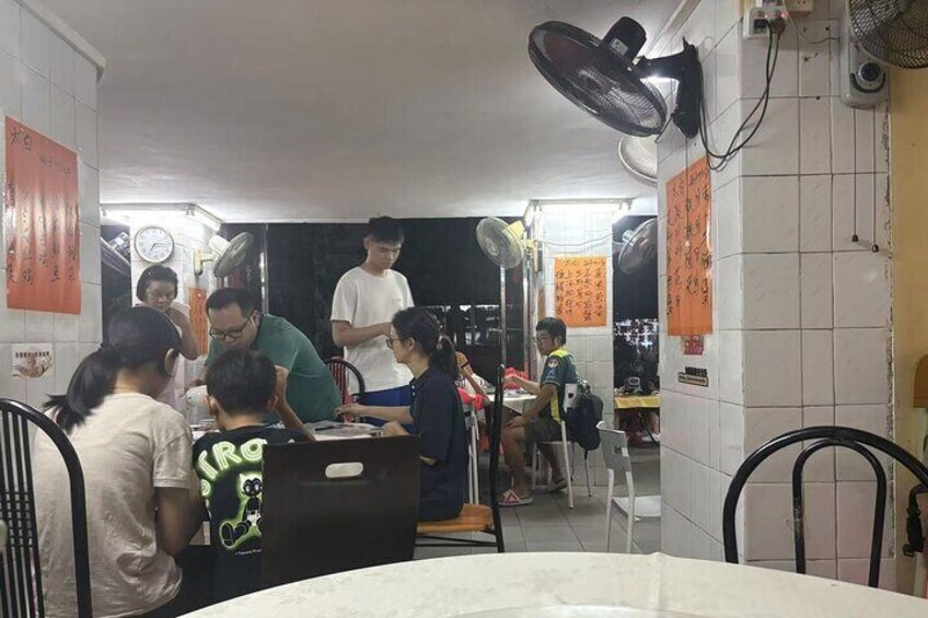 Customized Private Guangzhou Tour Guide with Car Service