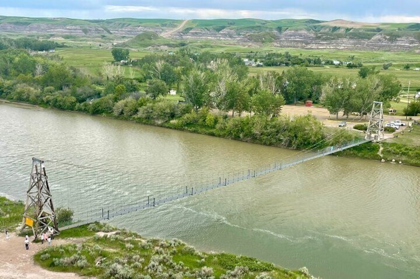 Day of Dinosaurs and Hoodoos From Calgary to the Badlands