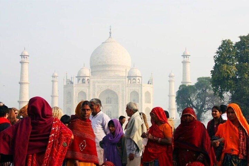 Private Tour from Delhi Taj Mahal by Express Train with Lunch