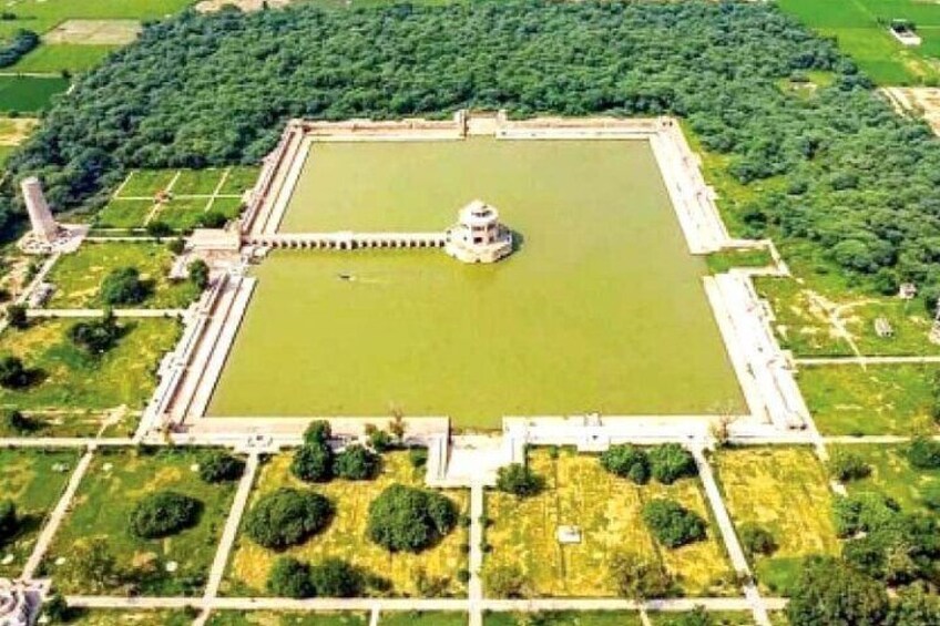 Hiran Minar