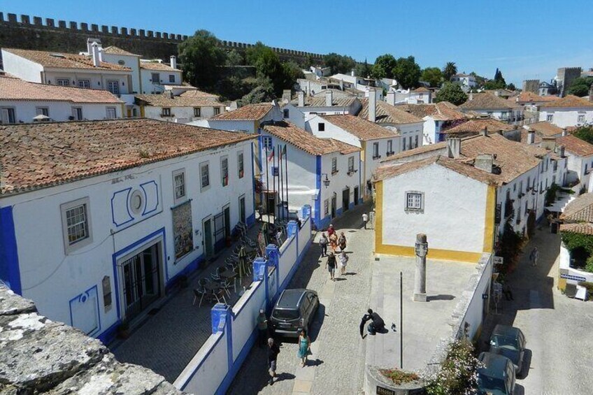 Lisbon to Porto with Stops Óbidos And Nazaré