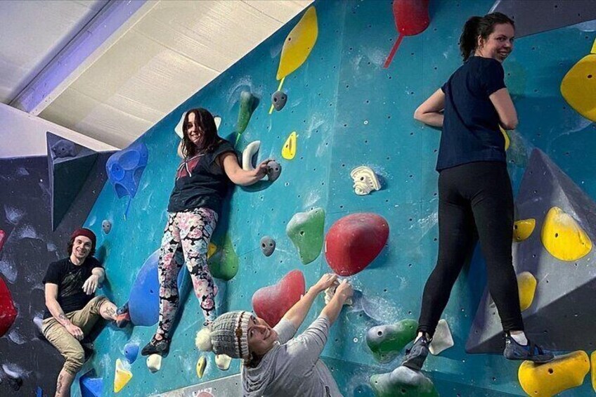 Beginner Progression Bouldering and Climbing Lessons in Calgary