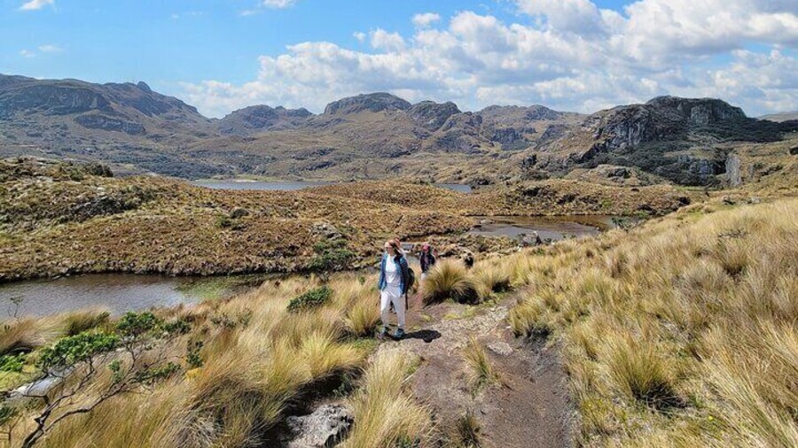 Cajas challenge hiking trail to Llaviuco