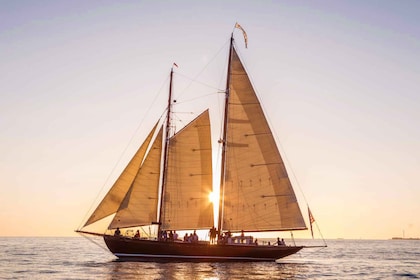 Key West: Classic Schooner Sail With Boutique Wines