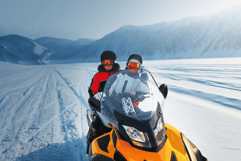 Picture 4 for Activity Laurentian Mountains: Guided Snowmobile Experience