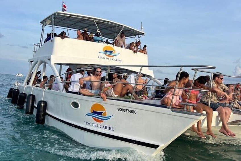 Private VIP boat party with open bar