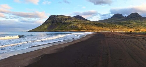 From Eskifjörður: Vöðlavík Black Beach Private Tour